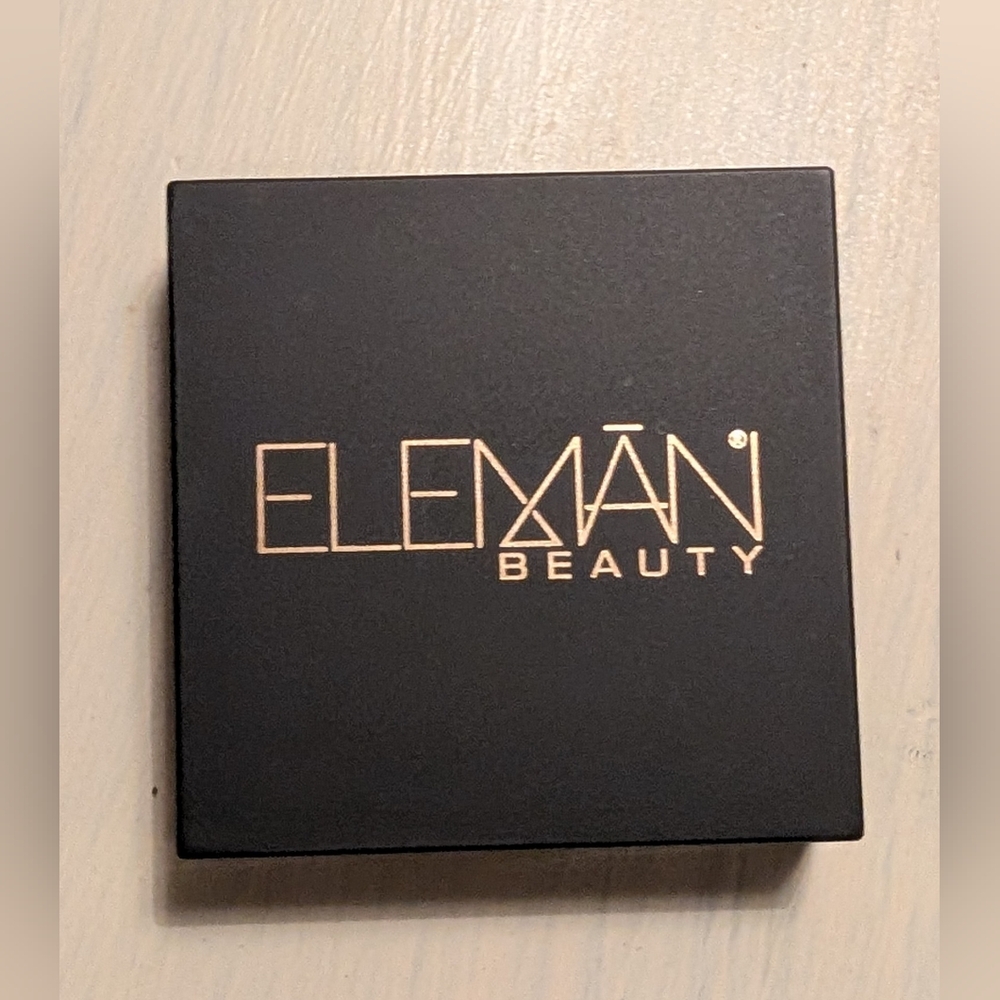 Eleman Deluxe Duo Eyeshadow
